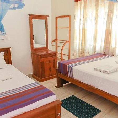 Lakeside Villa Anuradhapura Luaran gambar
