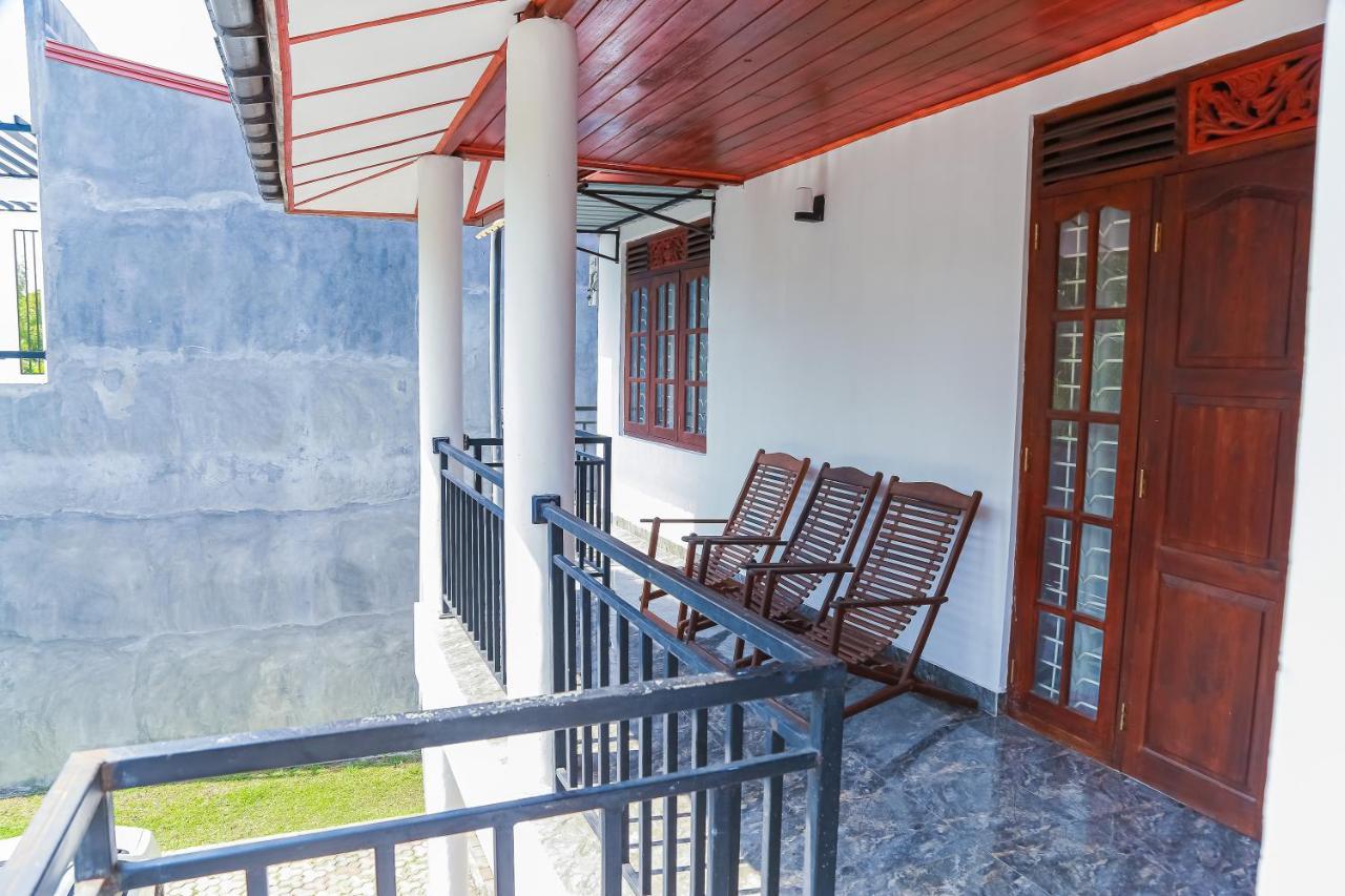 Lakeside Villa Anuradhapura Luaran gambar