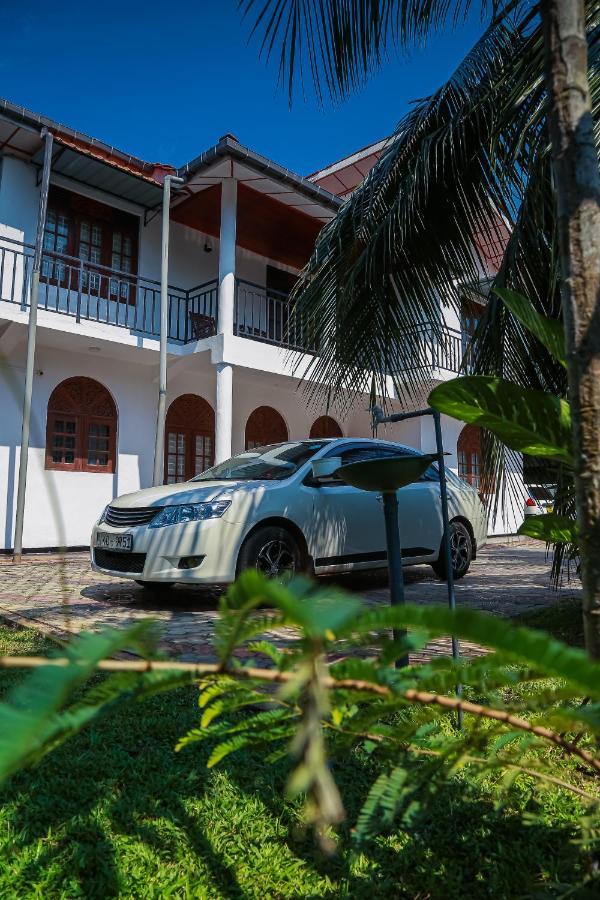 Lakeside Villa Anuradhapura Luaran gambar